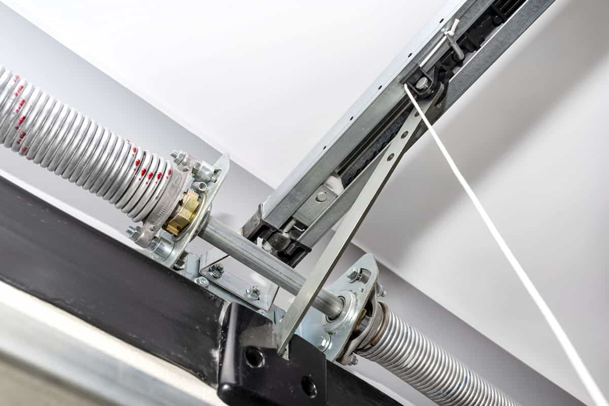 Speedy garage doors Repair in Miami, FL
